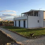 Casa Del Faro Sanvallero 4*