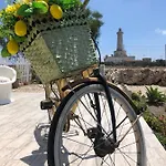 Casa Del Faro Sanvallero Bed & Breakfast 4*