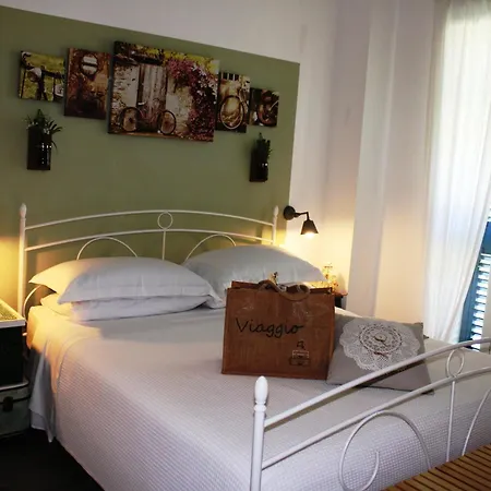 Casa Del Faro Sanvallero Adults Only Bed & Breakfast 4*