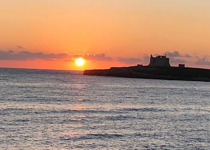 Casa Del Faro Sanvallero Bed & Breakfast 4*